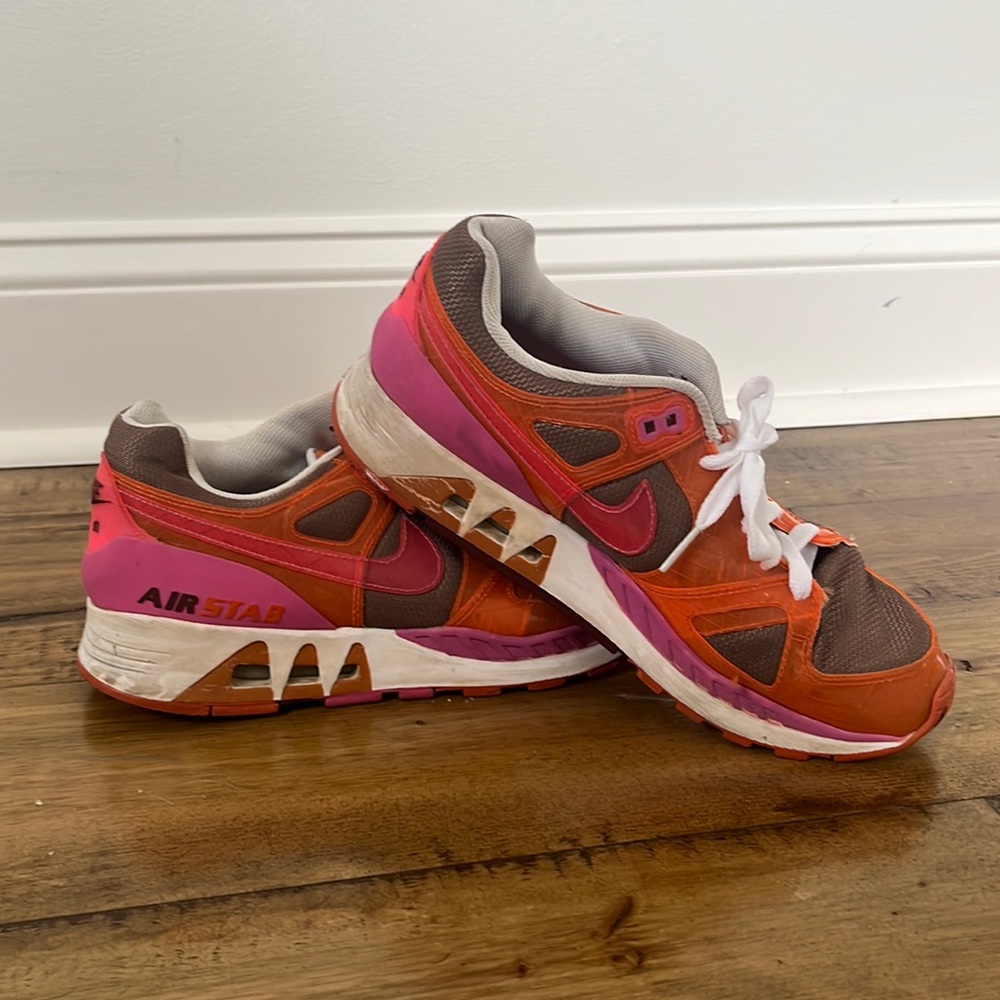 Nike Air Star size 9, worn a few times.
